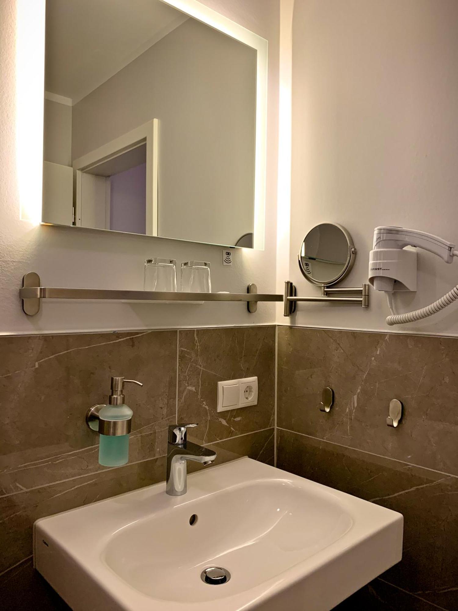 Triple A³ Aparthotel Marktheidenfeld Exterior photo